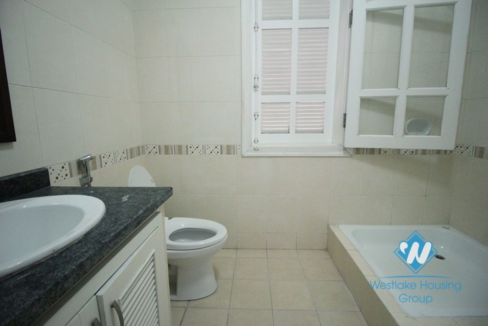 Nice and affordable 5 bebdroom villa to rent in Ciputra